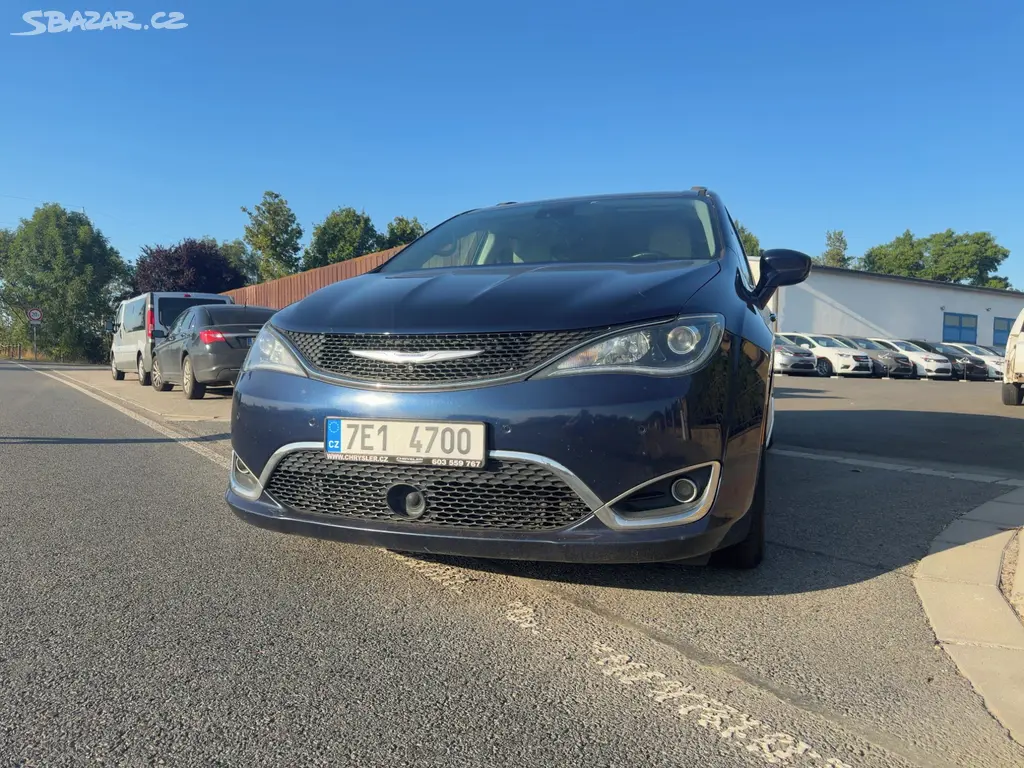 Chrysler Pacifica 3,6 Limited LPG Radar 360 2018 - fotka 6