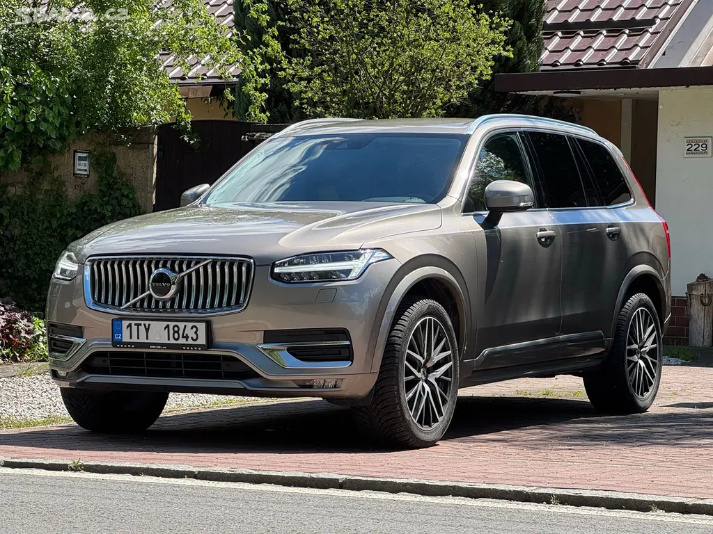 Volvo XC90 1. MAJITEL ČR DPH TOP CRYSTAL - fotka 3