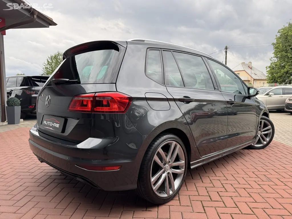 Volkswagen Golf Sportsvan, 1.4TSi R-Line DSG Xenony Navi - fotka 2