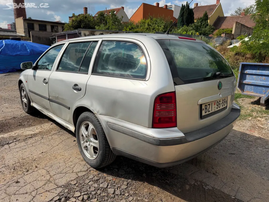 Škoda Octavia 1.9 TDI kombi - fotka 3