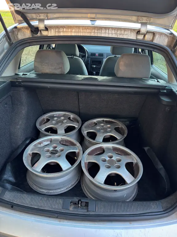 Škoda fabia combi - fotka 4