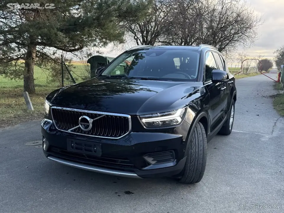 VOLVO XC40 - fotka 4