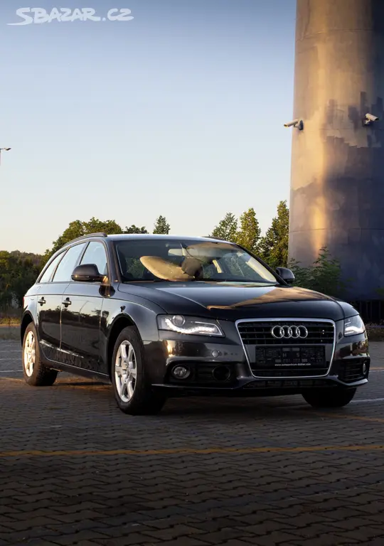 Audi A4 B8 2.0 TDI 105 kW | Adaptivní tempomat - fotka 2