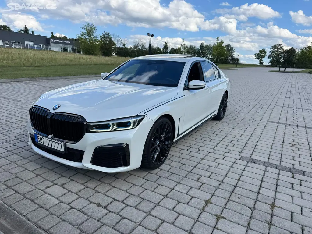 BMW 750i xDrive Carbon Core M Paket DPH