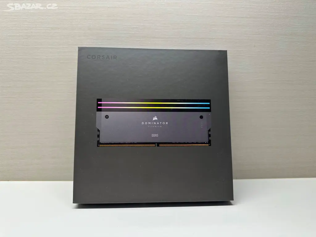 Corsair DOMINATOR TITANIUM RGB 64GB (2×32GB)