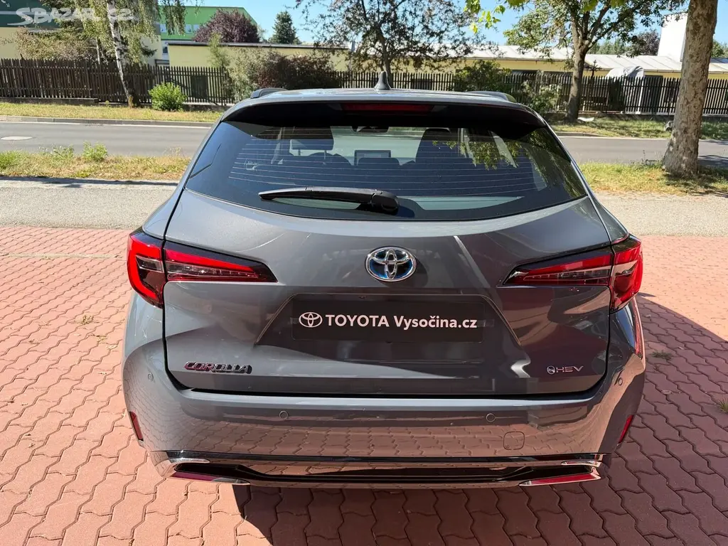 Toyota Corolla, 1.8L hybrid e-CVT (2x4) - fotka 6