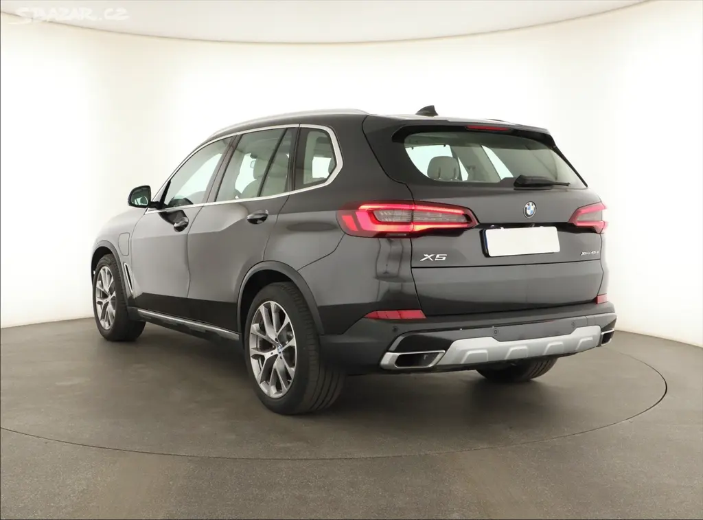 BMW X5, xDrive45e iPerf. - fotka 3