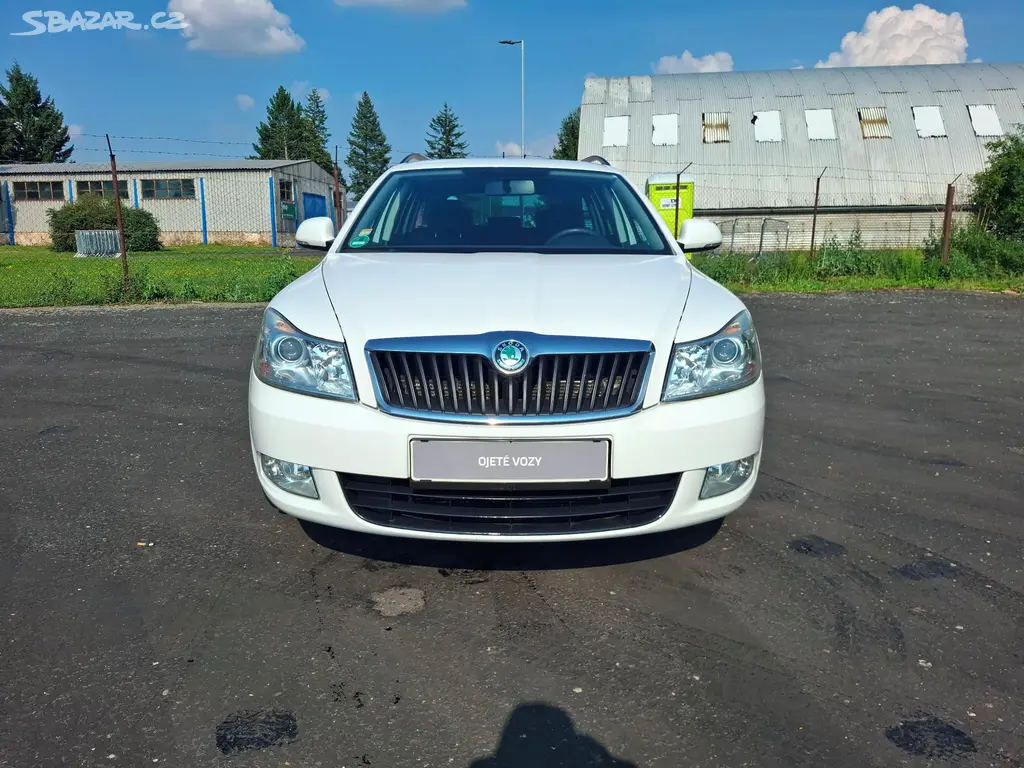 Škoda Octavia II kombi 1.2TSi 77kW,klima,senzory - fotka 2