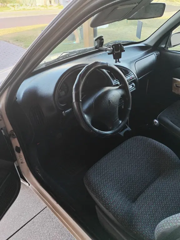 Citroen Saxo 1.1 - fotka 2