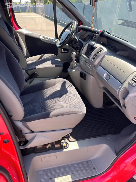 Renault Trafic passenger, 8 míst - fotka 6