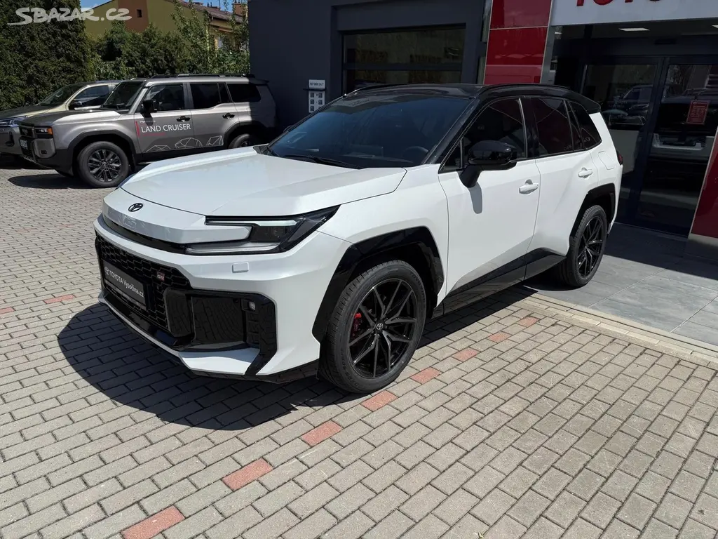 Toyota Rav4, 2.5HEV 194PS 4x4 GR Sport - fotka 3