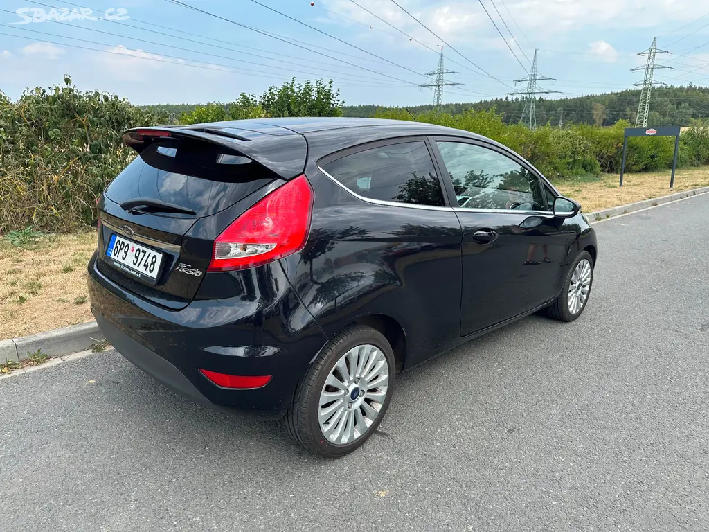 Ford Fiesta, Titanium 1.4 16V 71kW - fotka 5