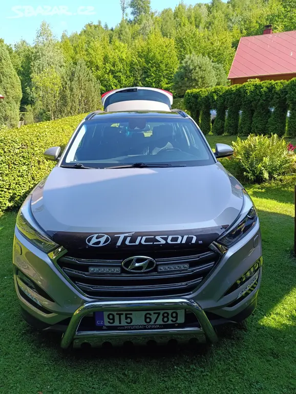 Prodám Hyundai Tucson 2,0 CRDI DCT 4x4 TOP stav - fotka 3
