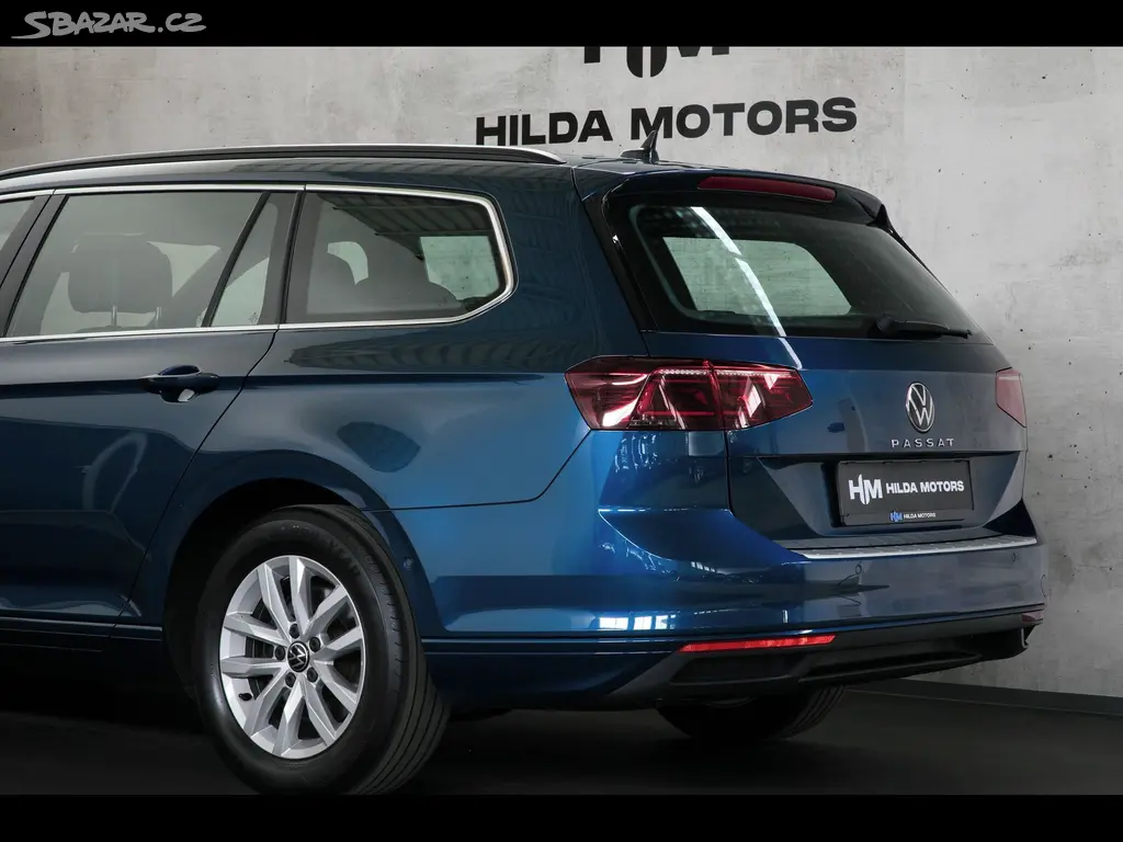 Volkswagen Passat, 2.0TDI 110kW DSG Matrix Webast - fotka 6