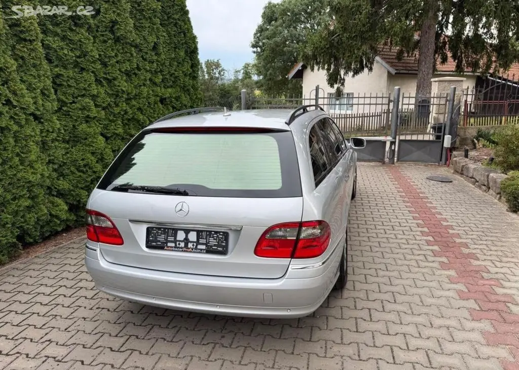 Mercedes-Benz Třídy E - fotka 5