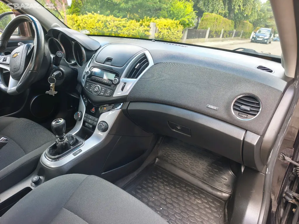 Chevrolet Cruze 1.6 91kw - fotka 2