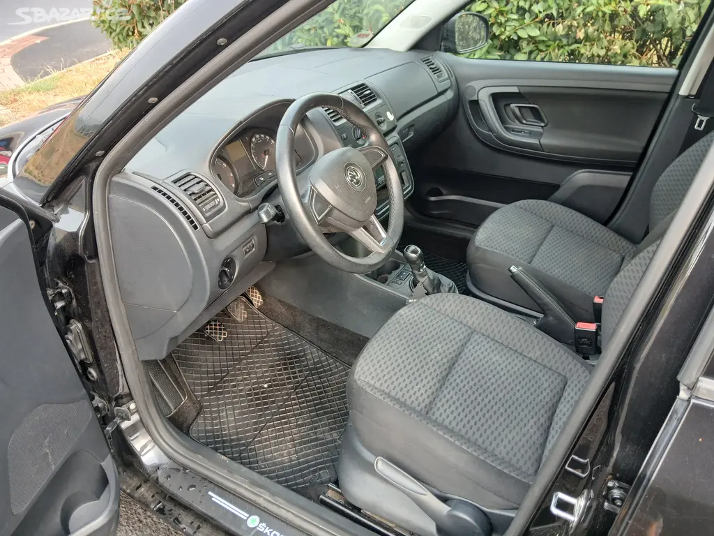 Škoda Fabia Com 1.2TSi 63kW serviska - fotka 5