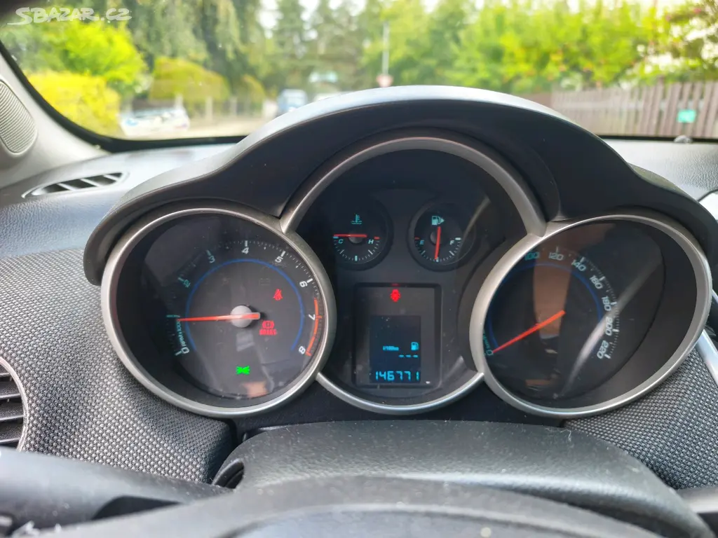 Chevrolet Cruze 1.6 91kw - fotka 3