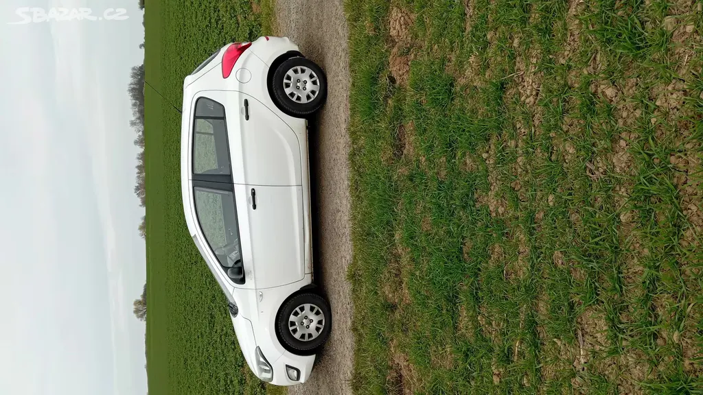 Auto Hyundai i20