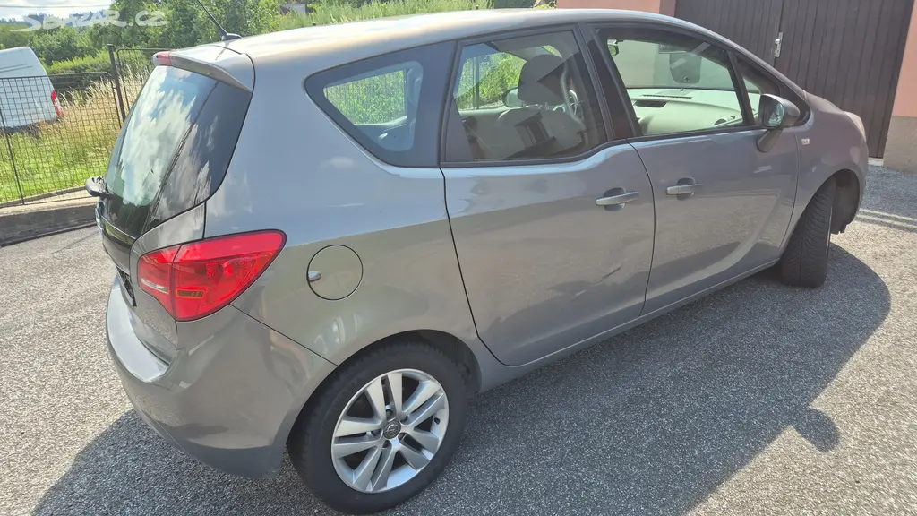 OPEL MERIVA 1,4 i 74 kw 2011-KLIMA-93tkm CAR-PASS - fotka 4