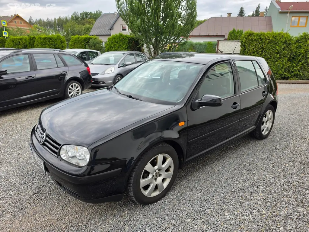 Volkswagen Golf, 1.4 i Nová STK - fotka 6