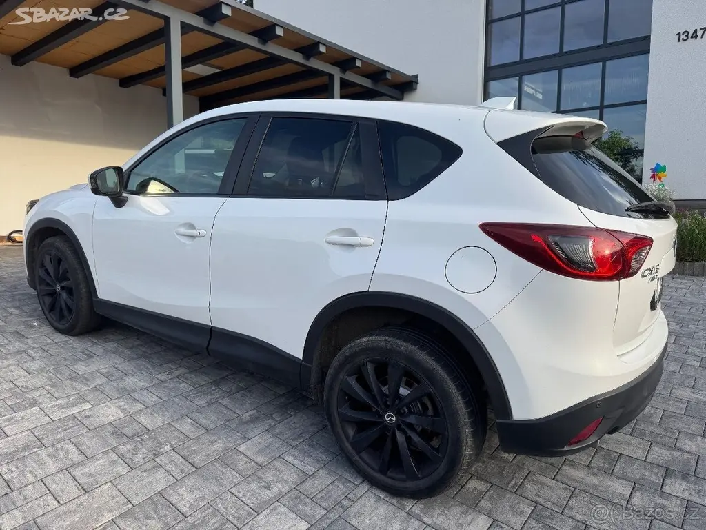 Mazda CX-5 2,2 SKYACTIVE-D AWD 110kW - fotka 5
