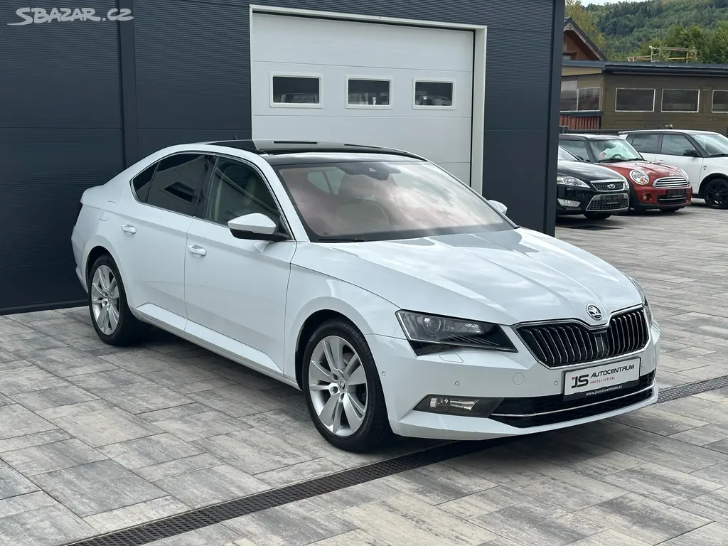 Škoda Superb 1.4i TSI 150PS Style Plus M/T 4x4 - fotka 3