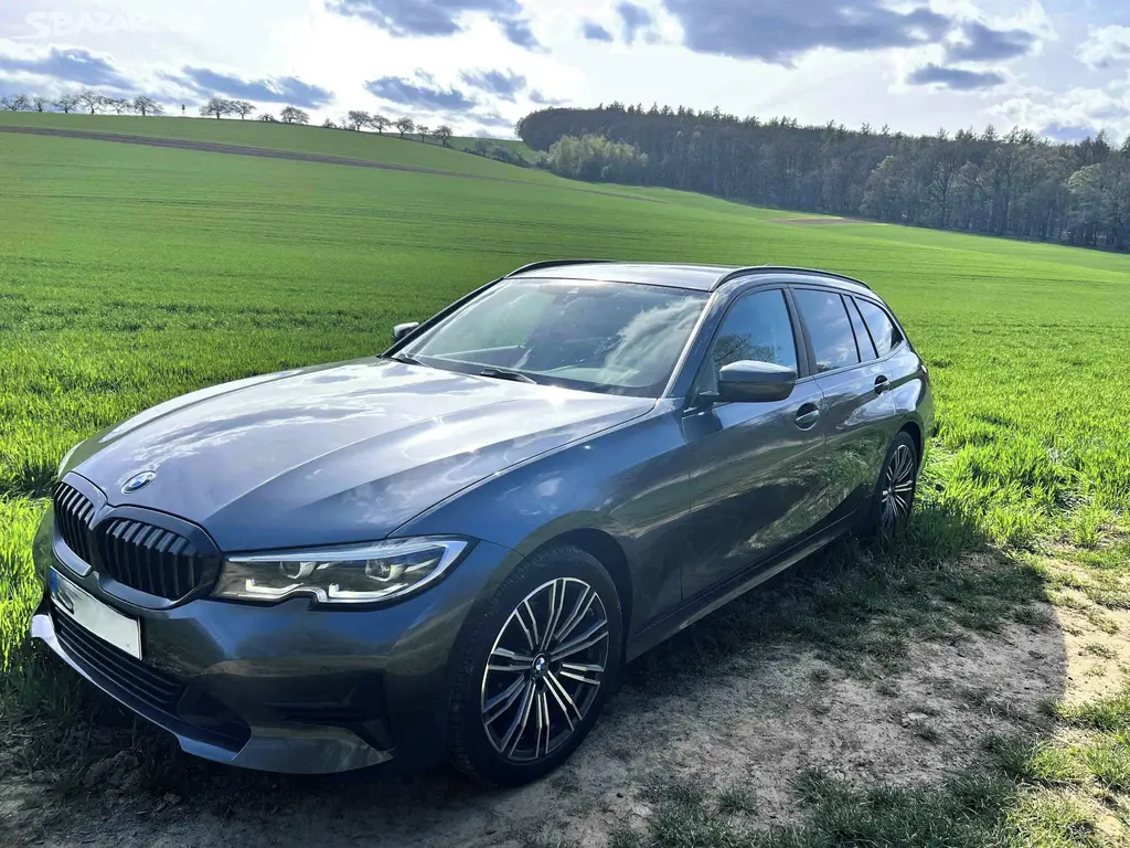 BMW 320d G21 140kW Sportline Touring - fotka 5