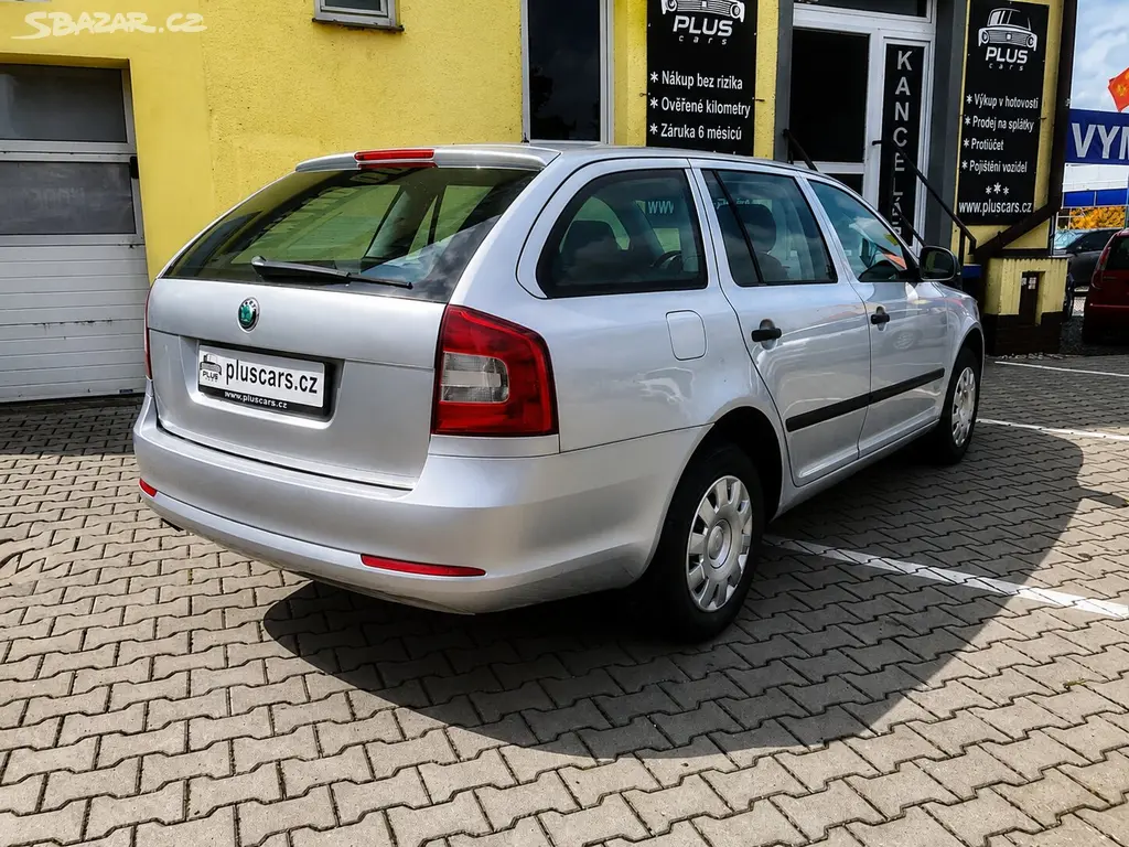 Škoda Octavia Combi 1,6 MPi(75kW)*STK DO 8/2028* - fotka 2