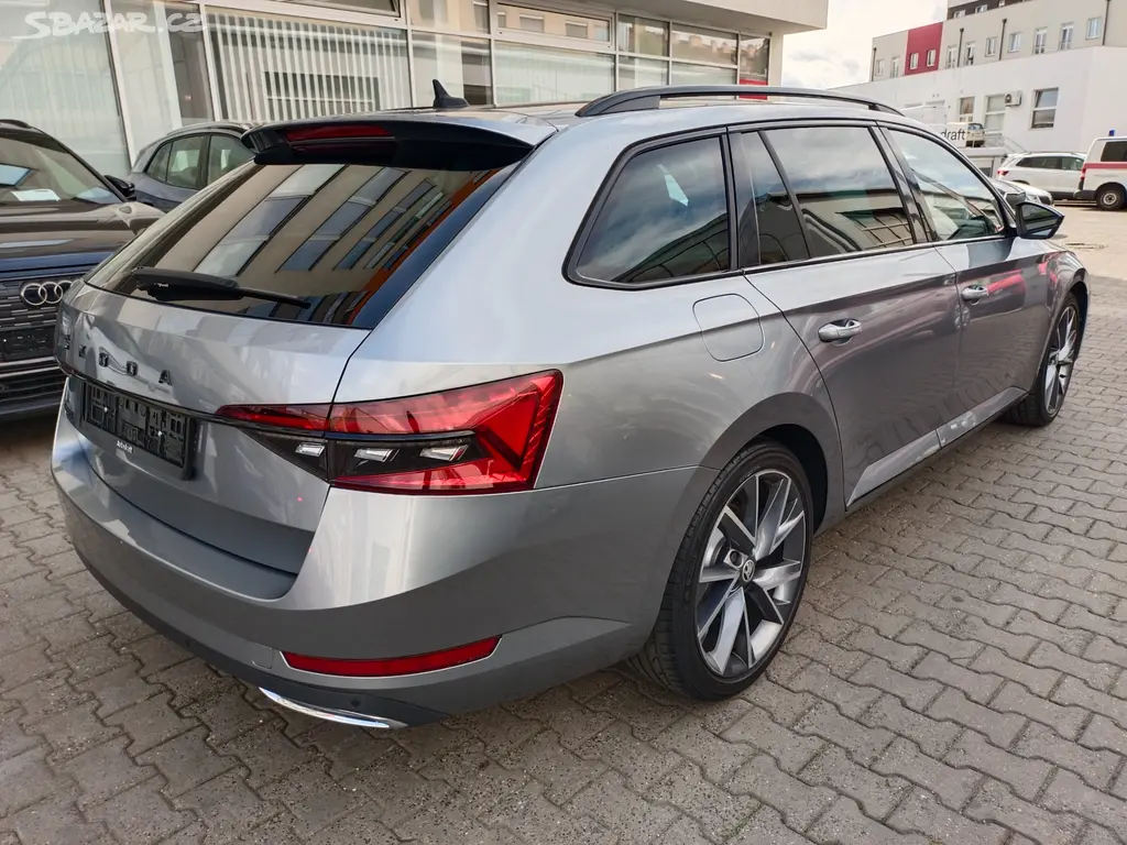 Škoda Superb 3 Combi Sportline 2.0 TDI 147kW DSG - fotka 4