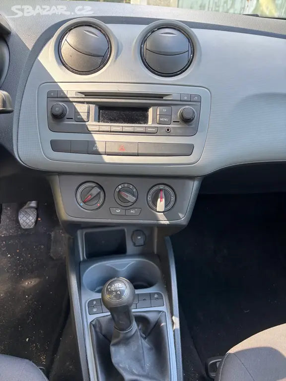 Seat Ibiza 1.2 TSI 77 kW | 2013 | Pouze 96 000 km - fotka 6
