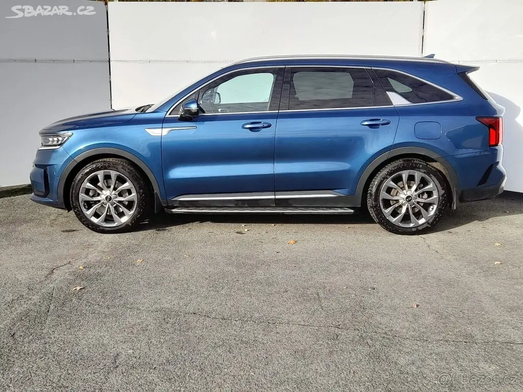 Kia Sorento 2,2 CRDi 148kW SCR 8DCT - fotka 4