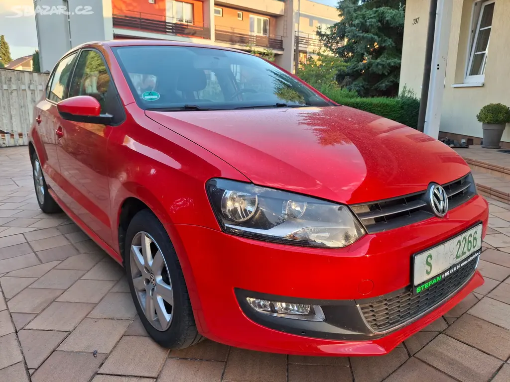 VW POLO V. 1.4 16V 63kw - fotka 4