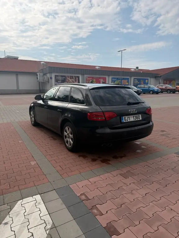 Audi A4 B8 2.0TDI - fotka 6