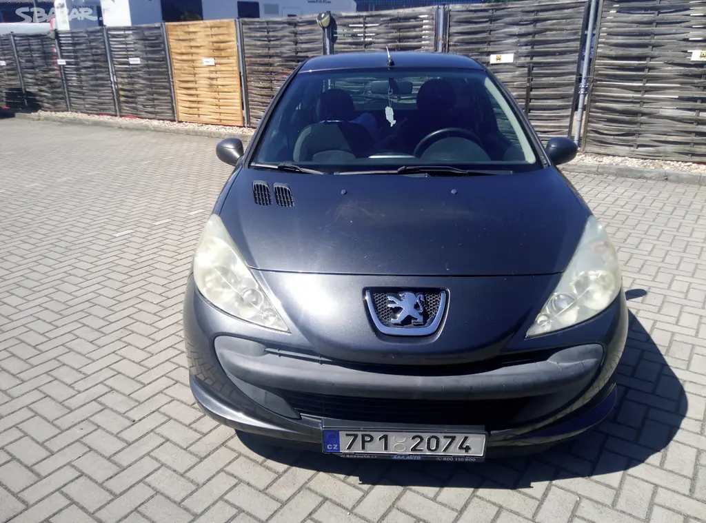 Peugeot 206 + 1.4HDi 50kW 2011 140tkm - fotka 2