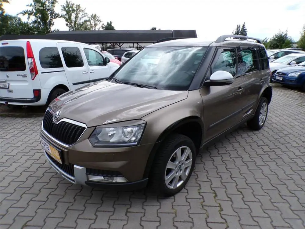 Škoda Yeti 2,0 TDI XENONY,TAŽ.ZAŘ. - fotka 2