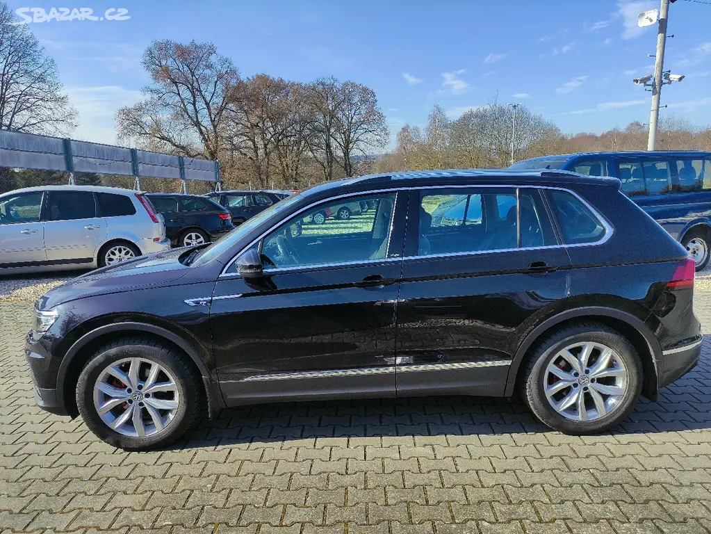 VW TIGUAN 2.0 TDi 130KW HIGHLINE,ZÁVĚS 2t,ALU 18 - fotka 2