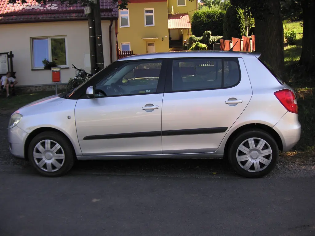 Škoda Fabia 2 1.2i - fotka 3