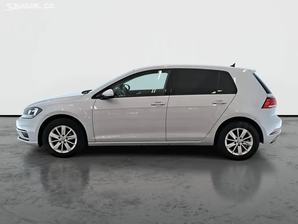 Volkswagen Golf, 1.0 TSI, Automatická klima - fotka 3
