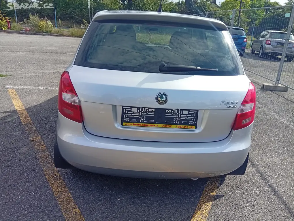 Škoda Fabia 1,2 benzín 44kw-Nová TK 18.8.2026 - fotka 5