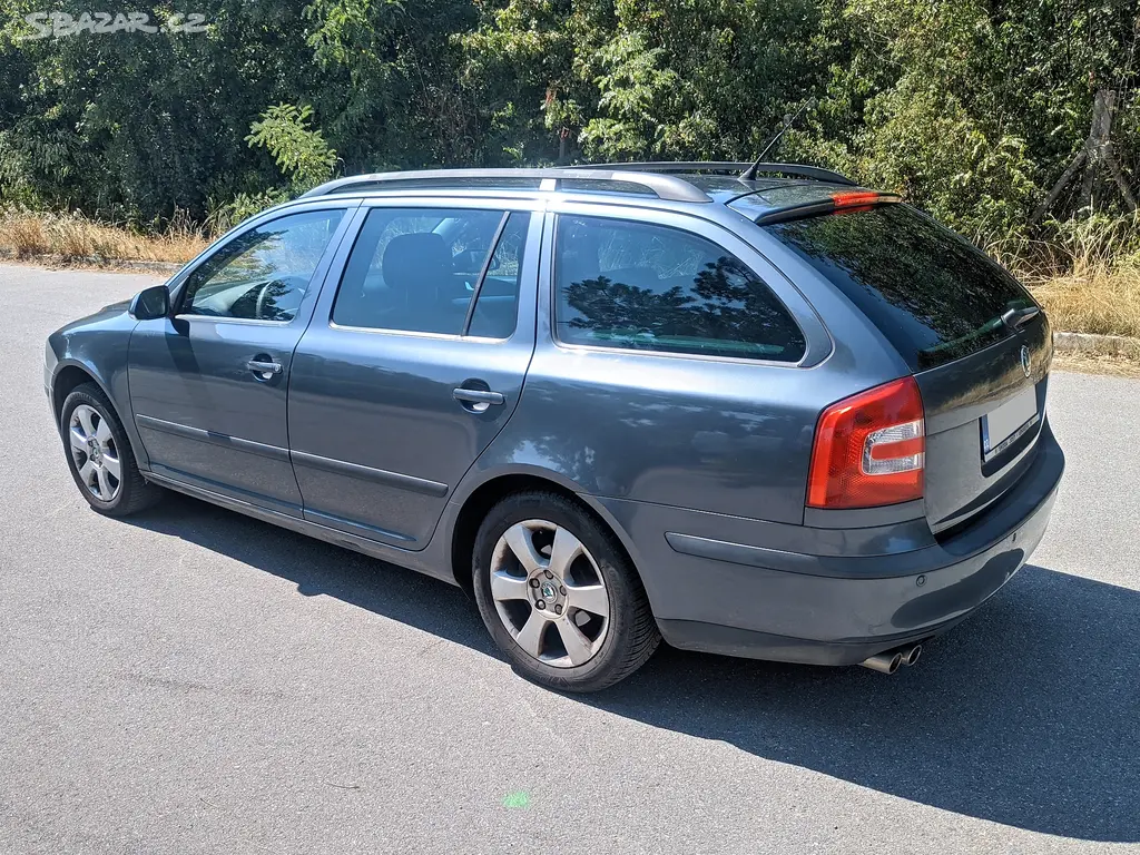 Škoda Octavia II combi 2.0 TDI 103kW 2007 - fotka 3