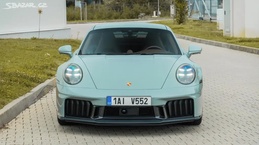Porsche 911, 4 GTS T-Hybrid PCCB - fotka 3
