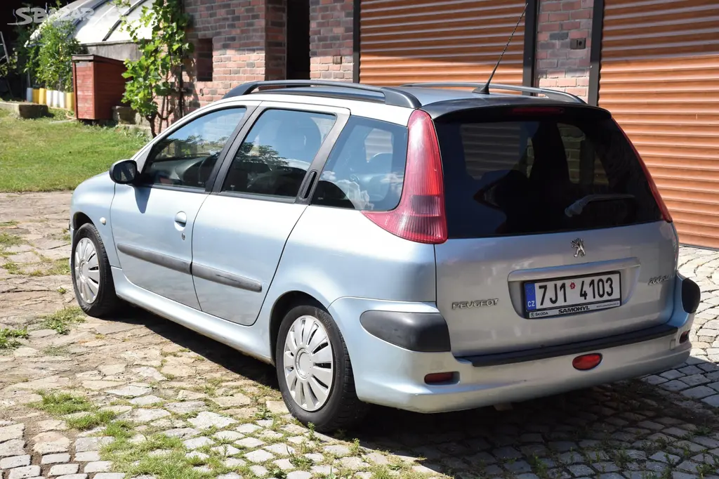 Peugeot 206 SW 2.0HDI 66kw 2002 253tkm - fotka 2
