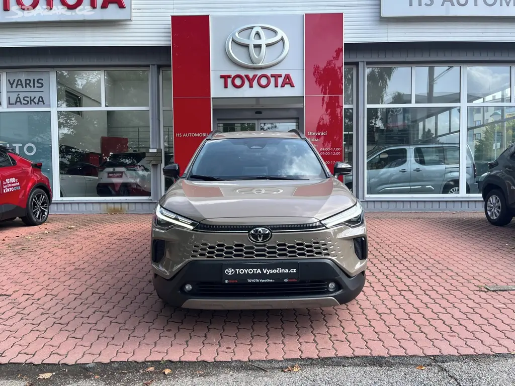 Toyota Corolla Cross, MY26 1.8L Hybrid 140 koní 4x2 - fotka 3