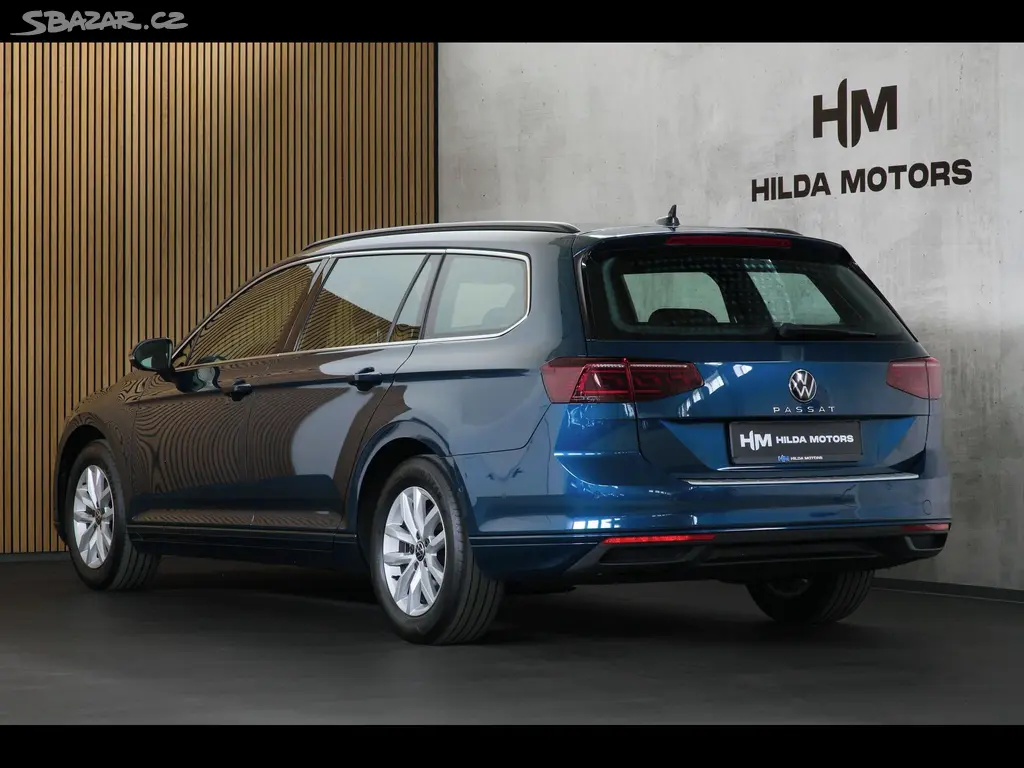 Volkswagen Passat, 2.0TDI 110kW DSG Matrix Webast - fotka 2