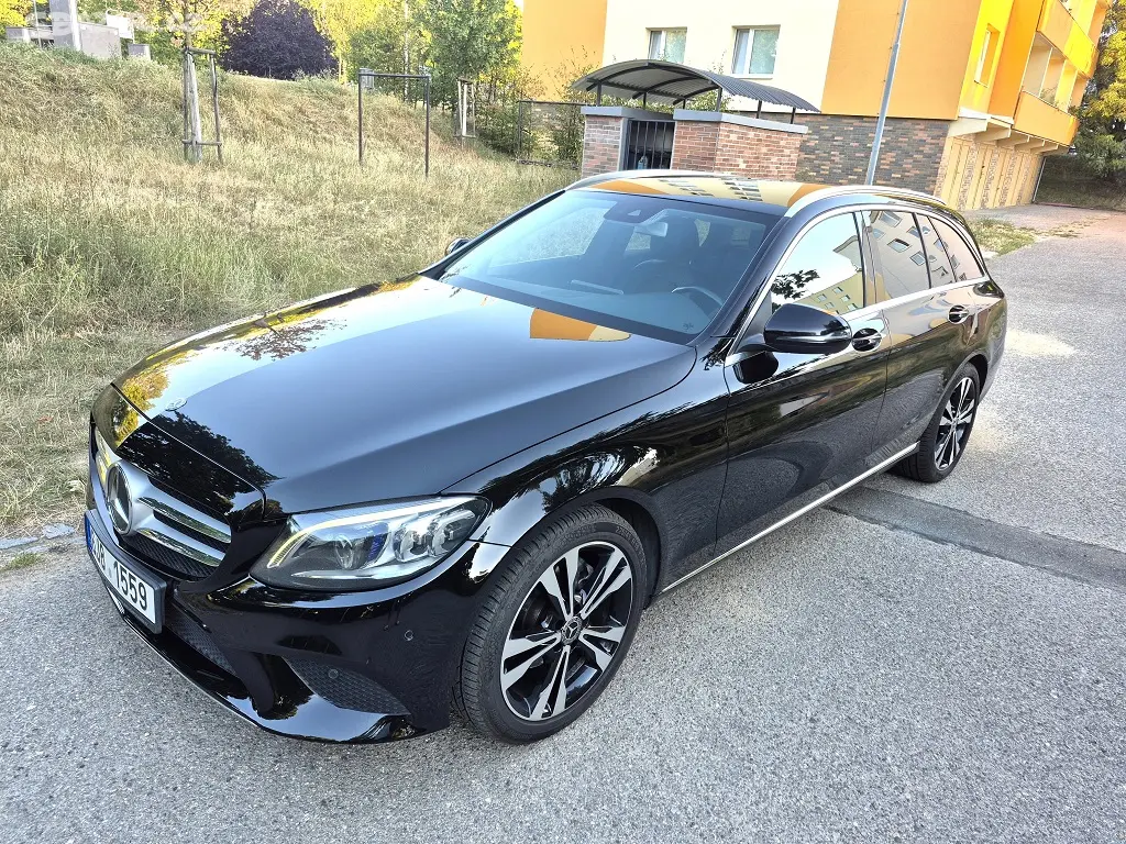 MERCEDES BENZ C220d W205, 143KW,9G-TRONIC,FACELIFT - fotka 2