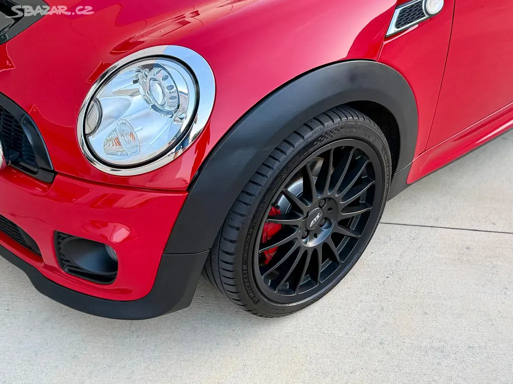 Mini Cooper Works JCW, Aeropacket, carbon, 2010 - fotka 4