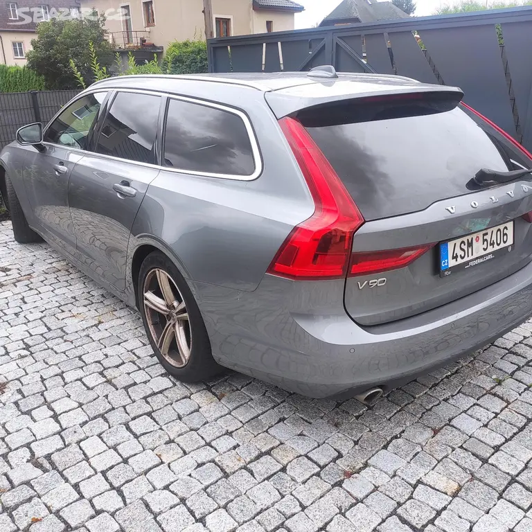 Volvo V90 D5 2.0 - fotka 3