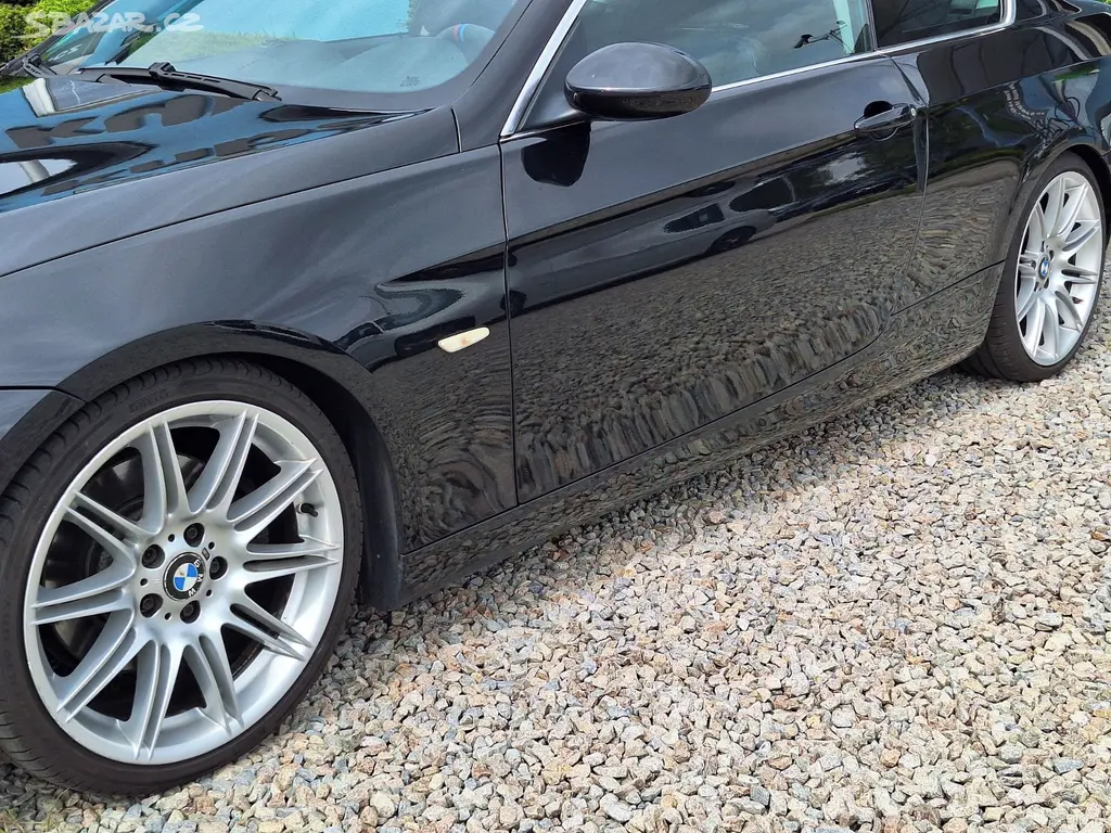 BMW Řada 3, 325i N52B25 MANUÁL - fotka 3