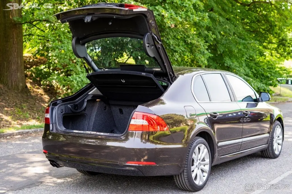Škoda Superb 2,0 TDI 103 kW ČR - fotka 5